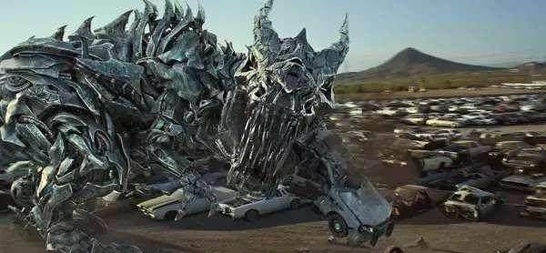 苹果手机版神偷奶爸多少钱:7月份连续两部主旋律大片票房扑街,建军大业20亿还有戏吗-第3张图片-太平洋在线下载